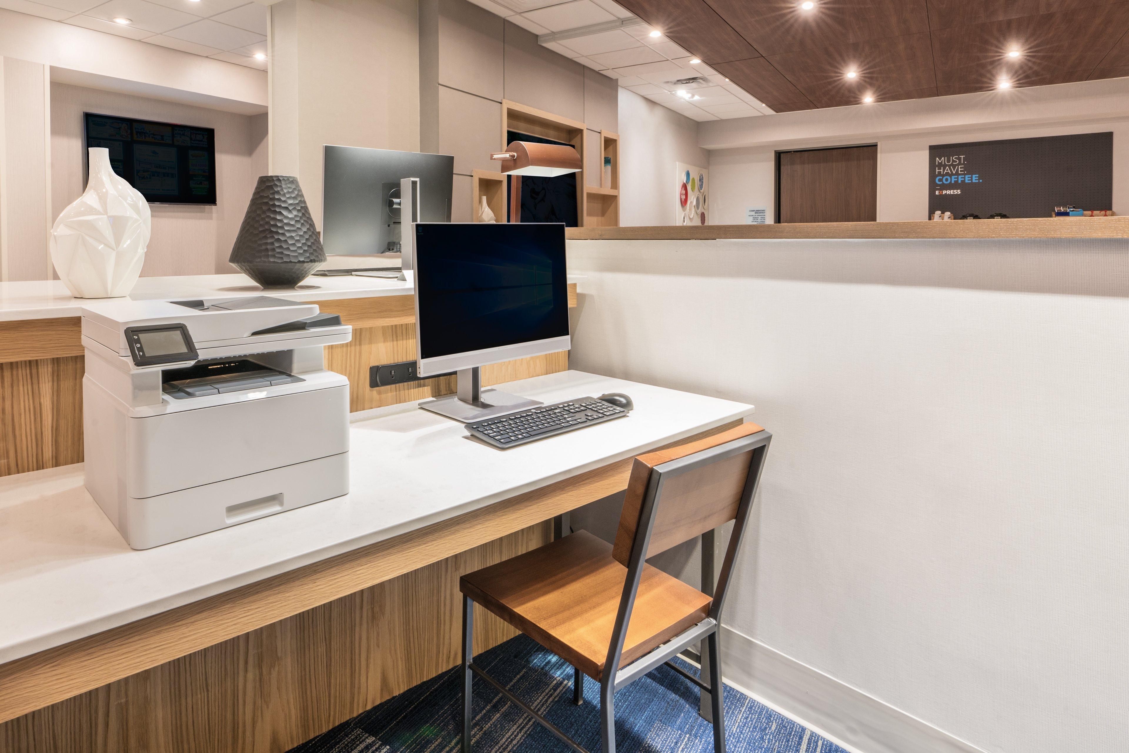 Holiday Inn Express & Suites Lake Havasu - London Bridge By Ihg Lake Havasu City Exteriör bild