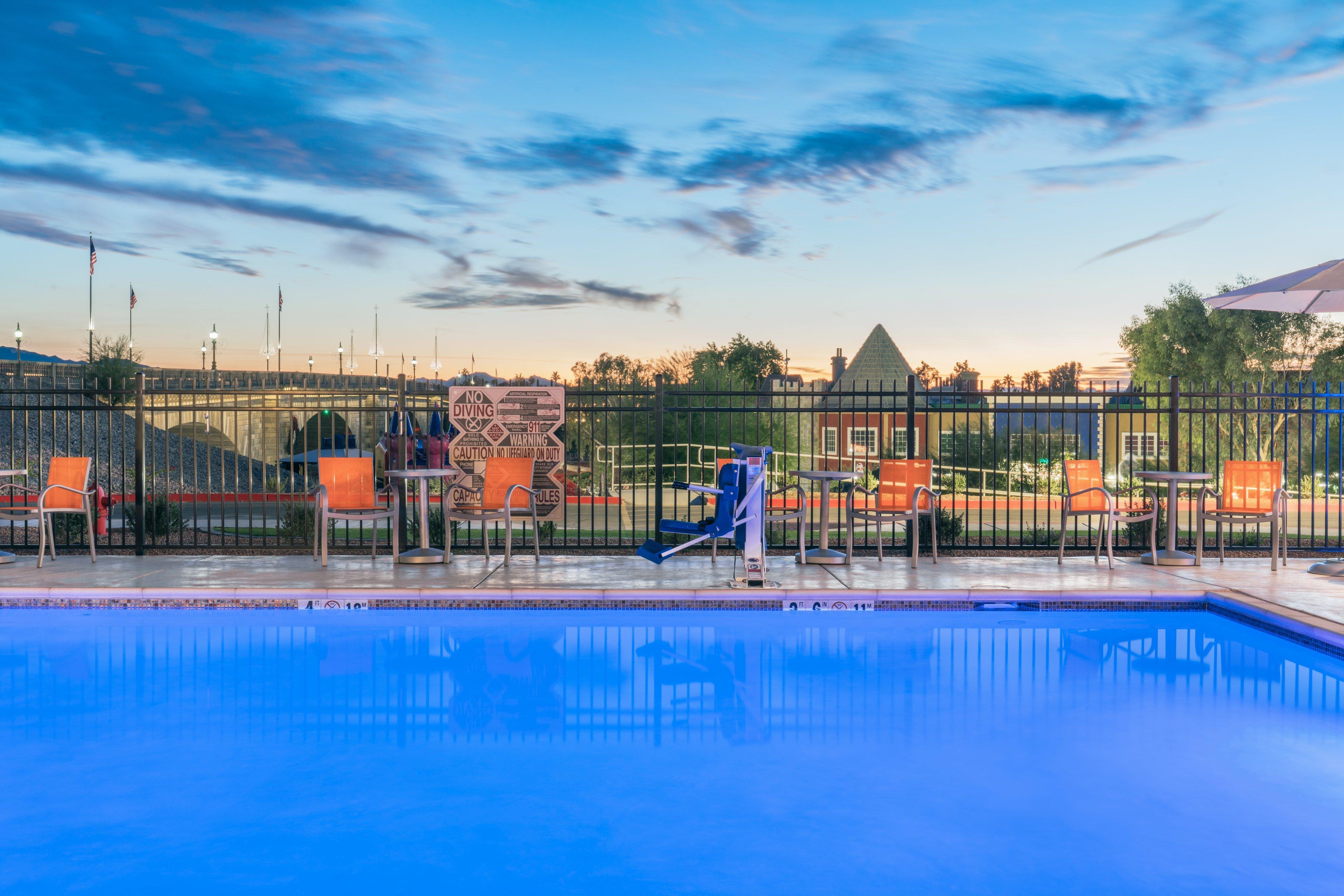 Holiday Inn Express & Suites Lake Havasu - London Bridge By Ihg Lake Havasu City Exteriör bild